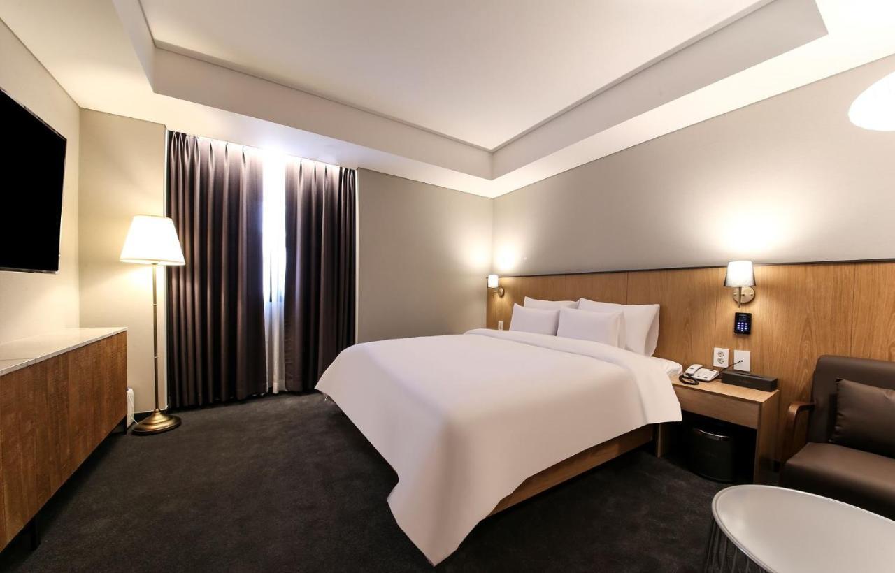 Gwangju Hound Hotel Gwangju Metropolitan City Exterior photo