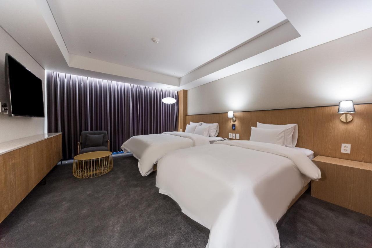 Gwangju Hound Hotel Gwangju Metropolitan City Exterior photo