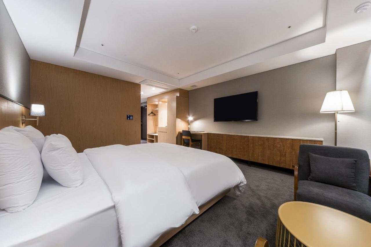 Gwangju Hound Hotel Gwangju Metropolitan City Exterior photo